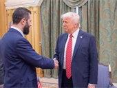 ترامب يُبدي إعجابه مجدّداً بالرئيس أحمد الشرع!