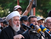 قاسم وعراقجي يبحثان التطورات والاعتداءات الإسرائيلية على لبنان