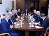 عون يلتقي رئيس حكومة بلغاريا ورئيسة البرلمان!