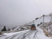 هذه الطرق الجبلية مقطوعة بسبب تراكم الثلوج!