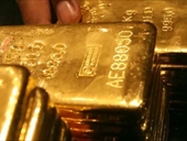 الذهب يهبط أكثر من 2% بفعل قوة الدولار بسبب فوز ترامب بالرئاسة الأميركية!