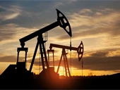 بعد تراجع ترامب عن تهديداته..إرتفاع في أسعار النفط!