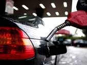 انخفاض سعر صفيحتَي البنزين وارتفاع سعر المازوت واستقرار سعر الغاز