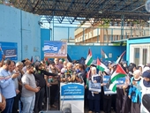 اللاجئون الفلسطينيون ينتفضون في وجه الأونروا!