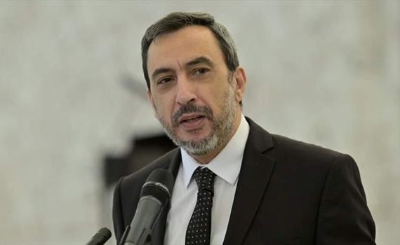 الحوت: آن الأوان لبيروت خالية من الأعلام والشعارات الحزبية!